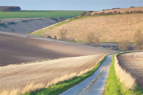 countryside  thixendale yorkshire wolds east yorkshire david