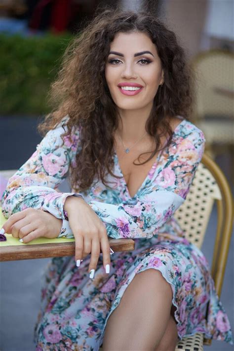 Beautiful Julia 33 Y O From Odessa With Light Brown Hair Id 531309