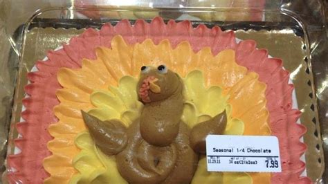 11 Thanksgiving Turkey Cakes Gone Wrong