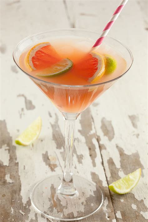 spicy grapefruit cocktail ohmydishcom