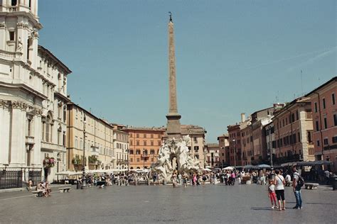 fileroma piazza navona   jpg wikimedia commons
