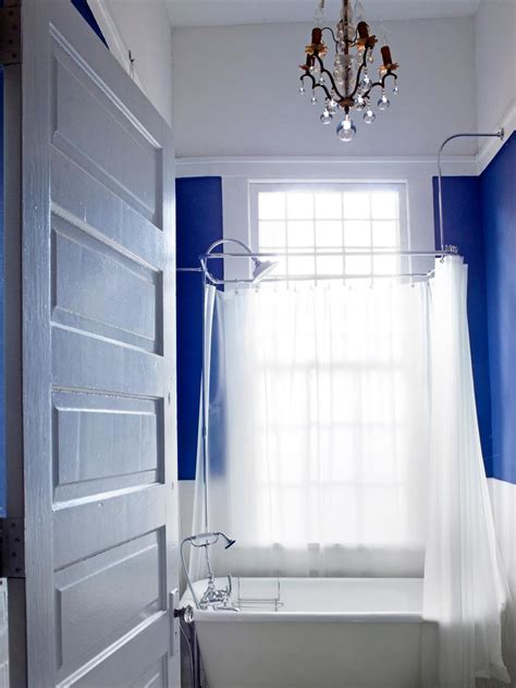 10 Big Ideas For Small Bathrooms Hgtv