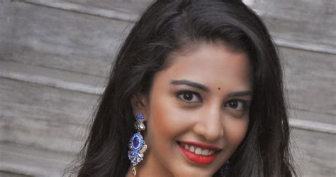 Lg Moviee Actress Daksha Nagarkar Hot Photo Gallery