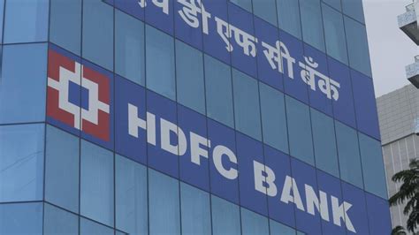 hdfc bank appoints arrangers   billion share sale business news hindustan times