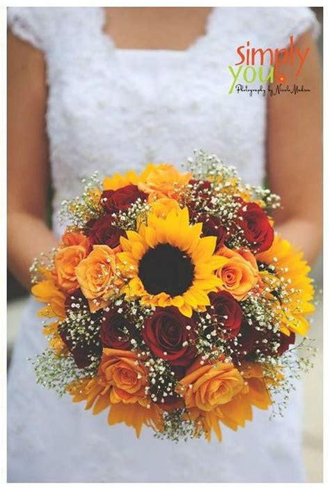 26 prettiest fall wedding bouquets to stand you out page 2