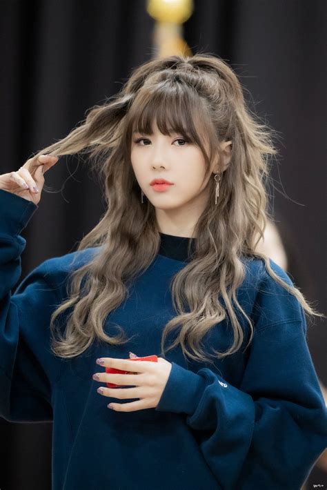 Dreamcatcher Pics On Twitter Korean Hair Color Hair Styles Kpop Hair