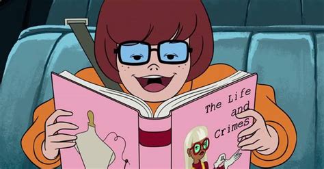 velma depicted as lesbian in new scooby doo movie
