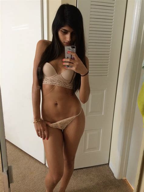 Is Mia Khalifa The Most Empowered Sloot Since Duke Girl