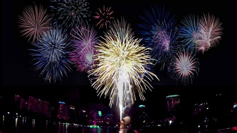 lake eola park  fountain fireworks show hd youtube