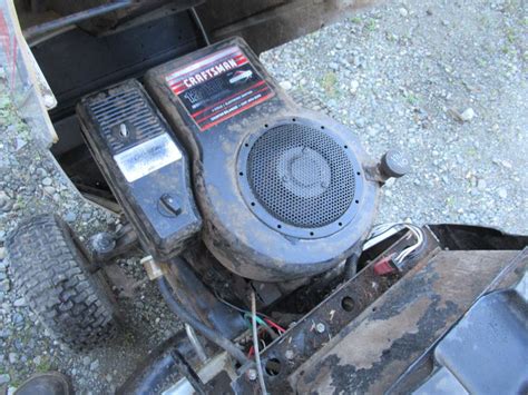 Craftsman With A Hp Motor And Inch Cutting Deck Sooke Victoria 33108