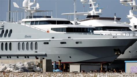 striking  charter yacht obsession  oceanfast  italy yacht charter superyacht news