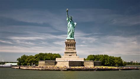 Statue Of Liberty Wallpaper Landscape Statue Of Liberty