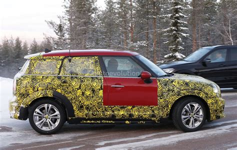 red  mini countryman shows larger trunk opening head  display autoevolution