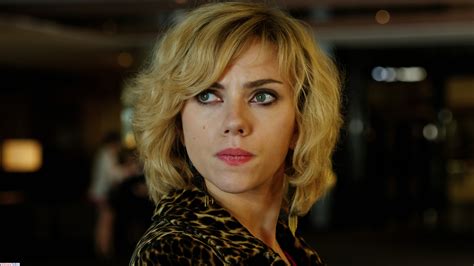 Scarlett Johansson In Lucy Waiting Sequence Wallpaper Hd To 4k