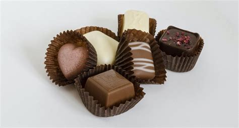 8 brand cokelat lokal untuk kado valentine mulai 55 ribu
