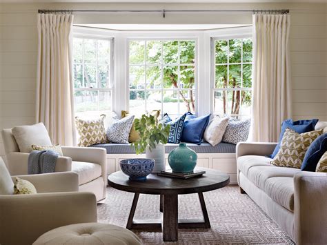 interesting living room  bay window designs