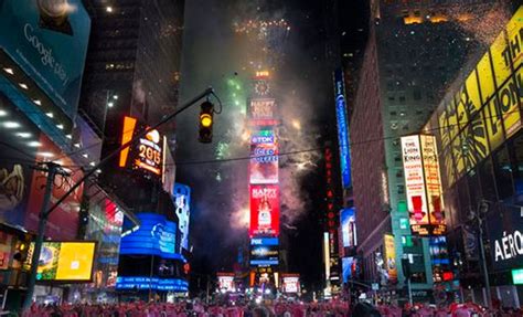 World Rings In New Year With Beach Parties Fireworks And More