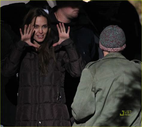 Angelina Jolie Kiss Behind The Camera With Brad Pitt Photo 2488082