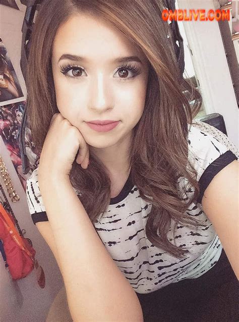 Shake Pink Pussy Toys Pokimane Hot Thicc