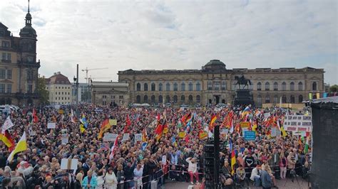 dresden pegida rally marks yr  anti refugee movement societys child sottnet