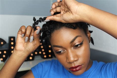 How To Style Your Natural Curly Hair For Rain And Humidity