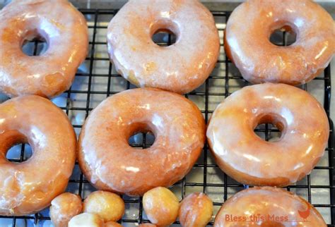 Pioneer Woman S Glazed Donuts Recipe Donut Glaze