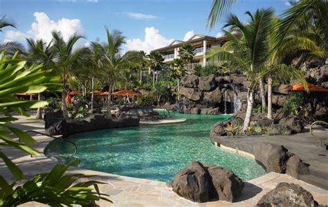 family friendly resorts  hawaii hawaiian explorer
