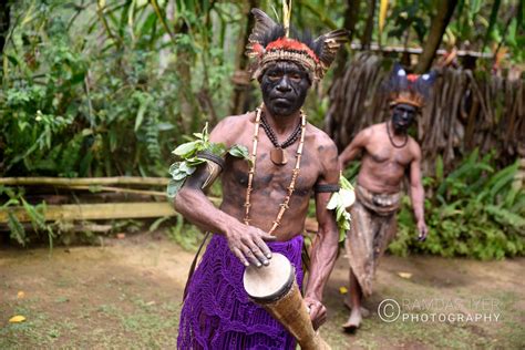Chimbu People Of Goraka Highlands Papua New Guinea