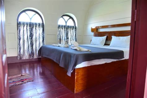 bedroom houseboat  alleppey  rs  bedroom