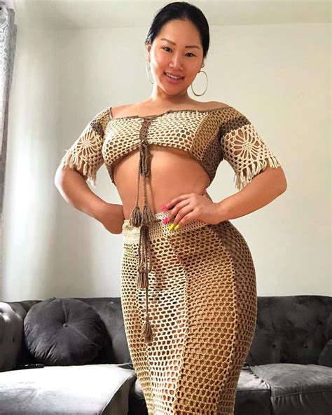 Hot Korean Girl With Big Ass Asian Beauty Huge Booty 19画像