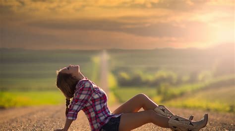 Wallpaper Sunlight Women Outdoors Sunset Legs Sitting Road