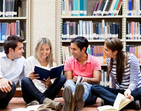 study reports  benefits  international students   students study   states