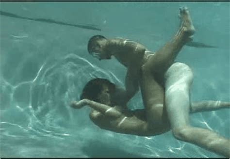 Underwater Erotic And Hardcore Video S Page 75