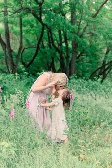Cute Mom Daughter Moment Maternity Pictures Pregnancy Photos