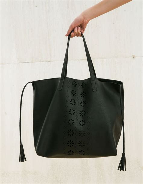 perforated shopper bag  pompoms bags bershka germany shopper tasche taschen tassen