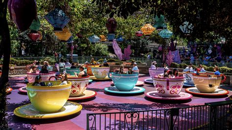 mad tea party ride disneyland