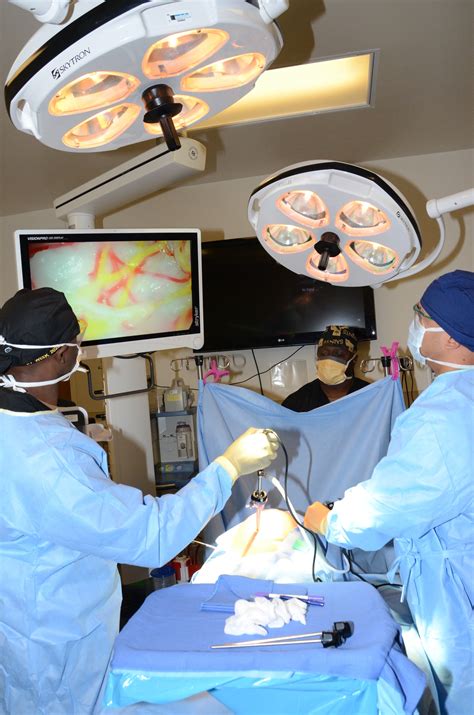 laparoscopy   standard  metc surgical tech training joint base san antonio news