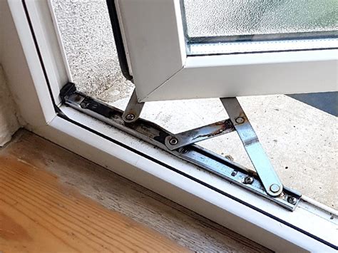 window hinge repair  costs  factors involved