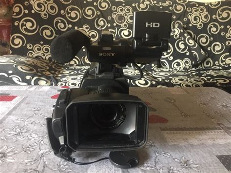 Sony Hxr Mc1500 Shoulder Mount Camera Photography Cameras On Carousell