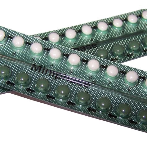 birth control pills weaken sense of smell