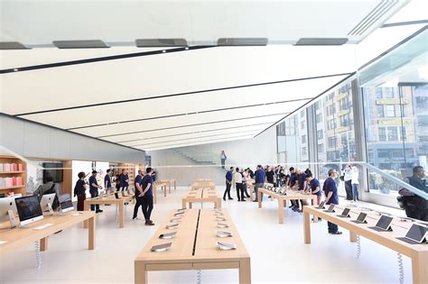 apple reveals  retail store design  san francisco