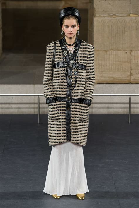 chanel pre fall  collection vogue couturier