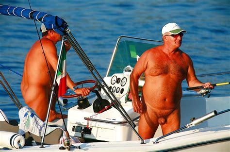 Mature Men Naked Boating 26 Pics Xhamster