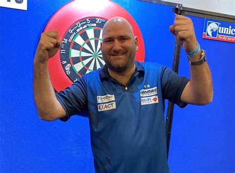 scott waites issues world darts championship rallying cry  darts