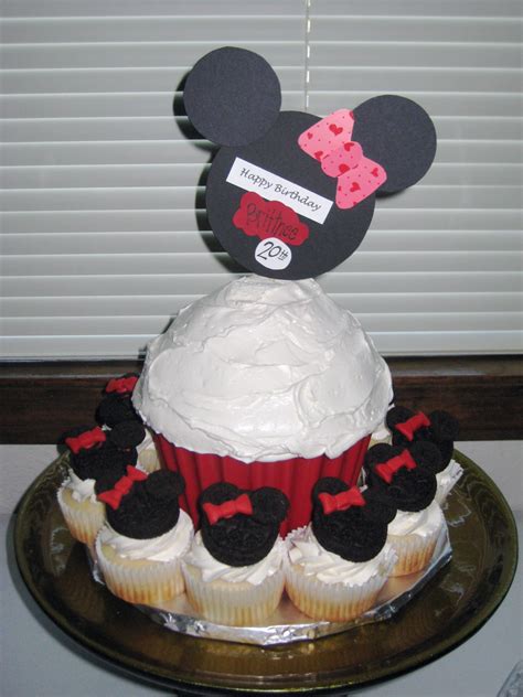 Minnie Mouse Smash Cake Byrdie Girl Custom Cakes Minn