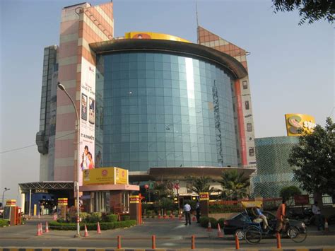 top  shopping malls  noida greater noida biggest malls  noida