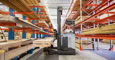 guide the best warehouse storage solutions for your operation