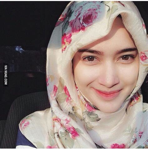 hijab girl from indonesia 9gag