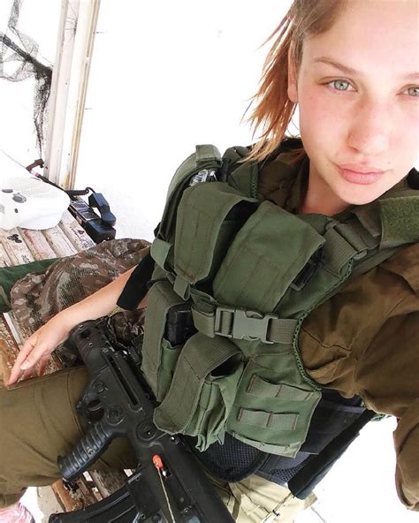 amazing wtf facts beautiful women in israel defense forces idf army