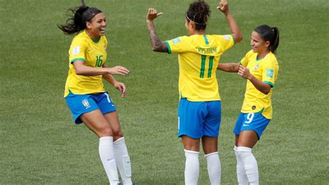 Watch Brazil V Jamaica Live In The Fifa Women S World Cup Live Bbc